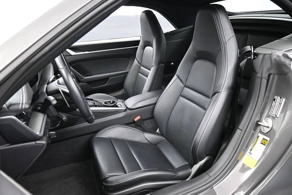 2023 Porsche 992 Carrera 4S - Image 5 of 5