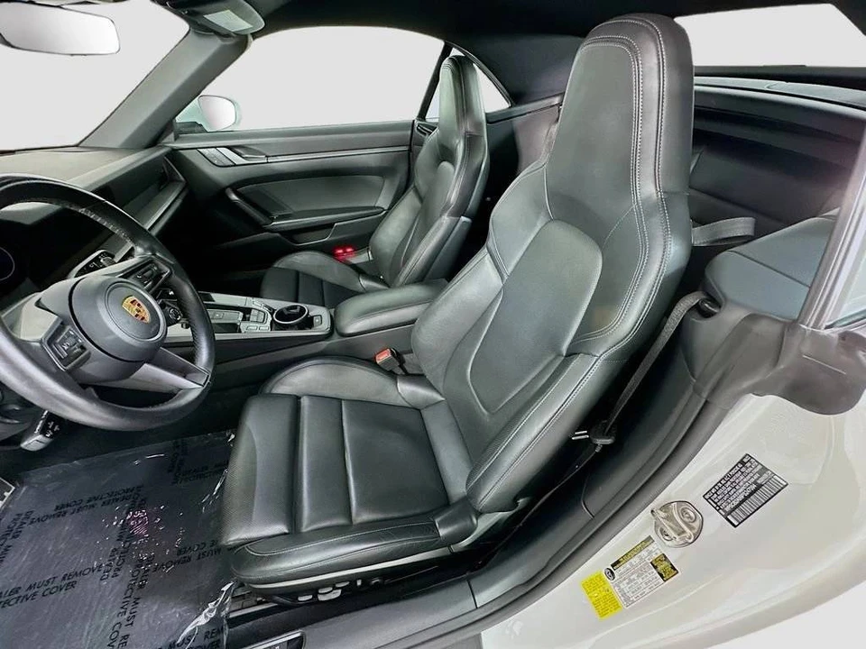2023 Porsche 992 Carrera 4S - Image 5 of 5