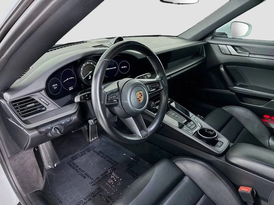 2023 Porsche 992 Carrera 4S - Image 4 of 5
