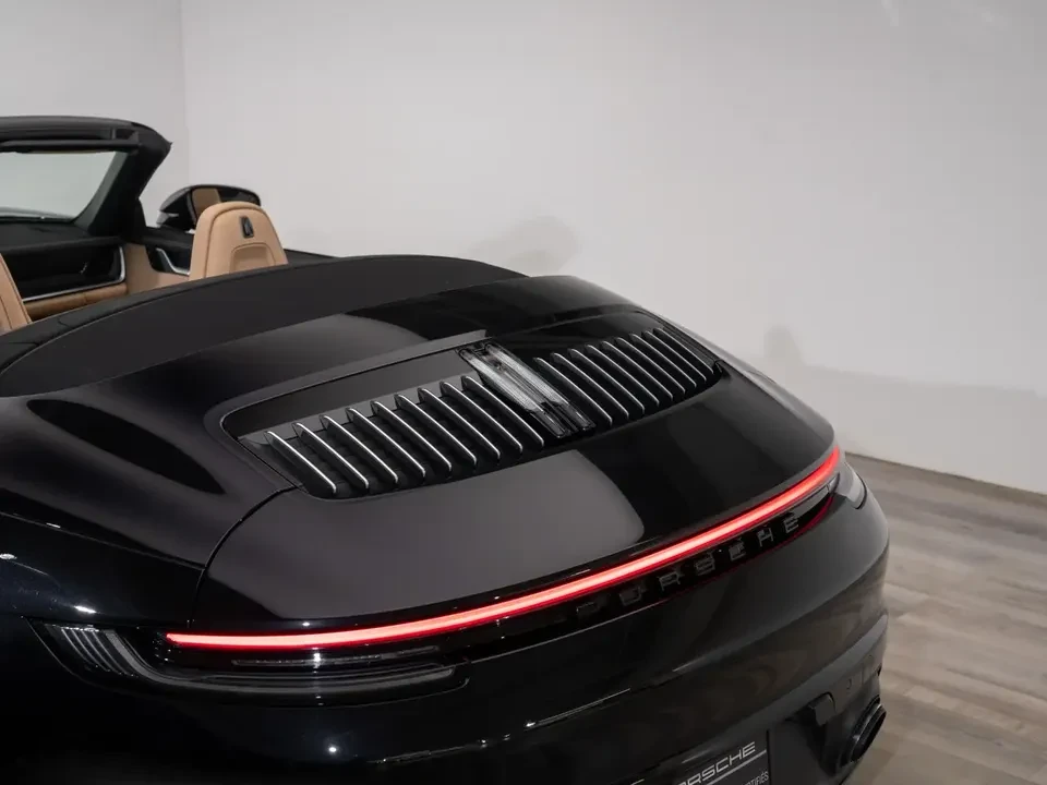 2023 Porsche 992 Carrera 4S - Image 11 of 20