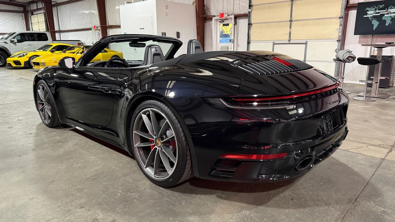 2023 Porsche 992 Carrera 4S - Image 4 of 25