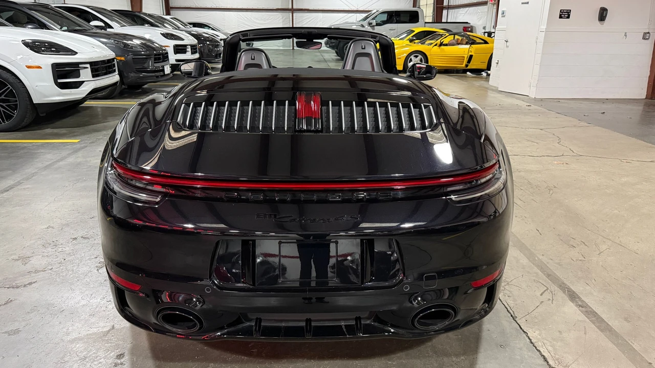 2023 Porsche 992 Carrera 4S - Image 5 of 25