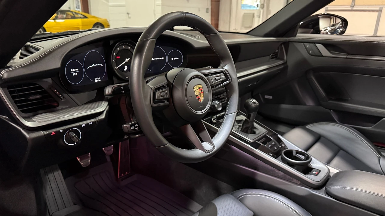 2023 Porsche 992 Carrera 4S - Image 10 of 25