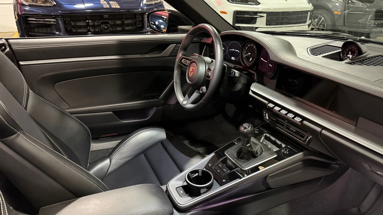2023 Porsche 992 Carrera 4S - Image 16 of 25