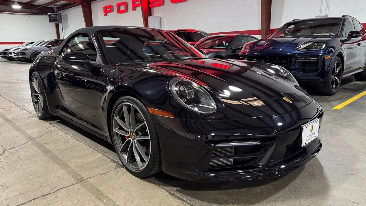 2023 Porsche 992 Carrera 4S - Image 22 of 25