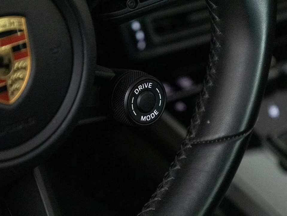 2023 Porsche 992 Carrera 4S - Image 22 of 31