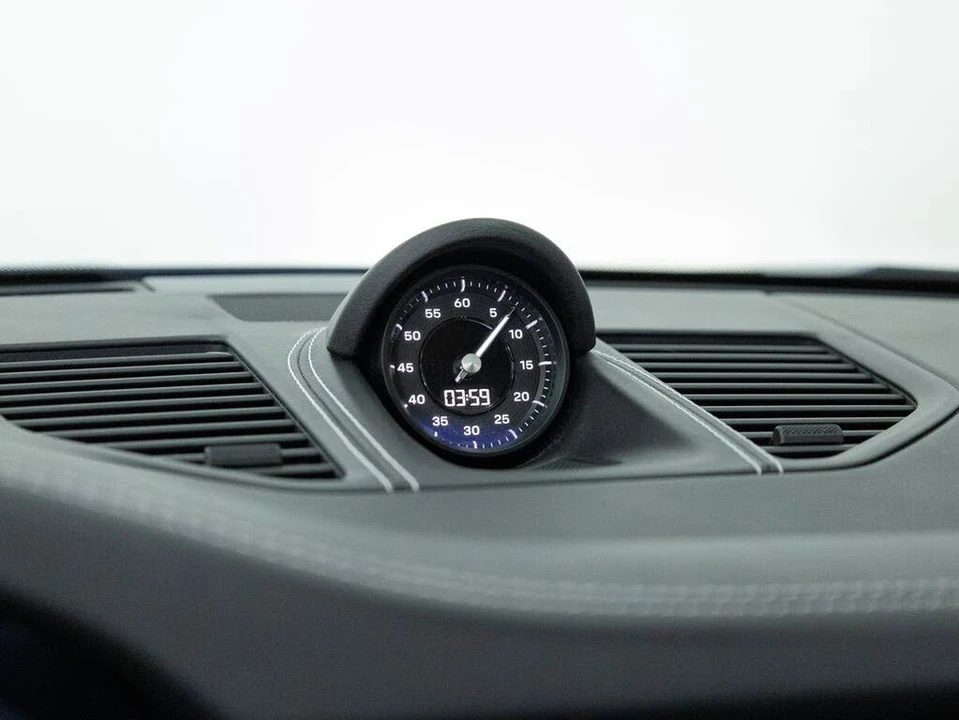 2023 Porsche 992 Carrera 4S - Image 16 of 31