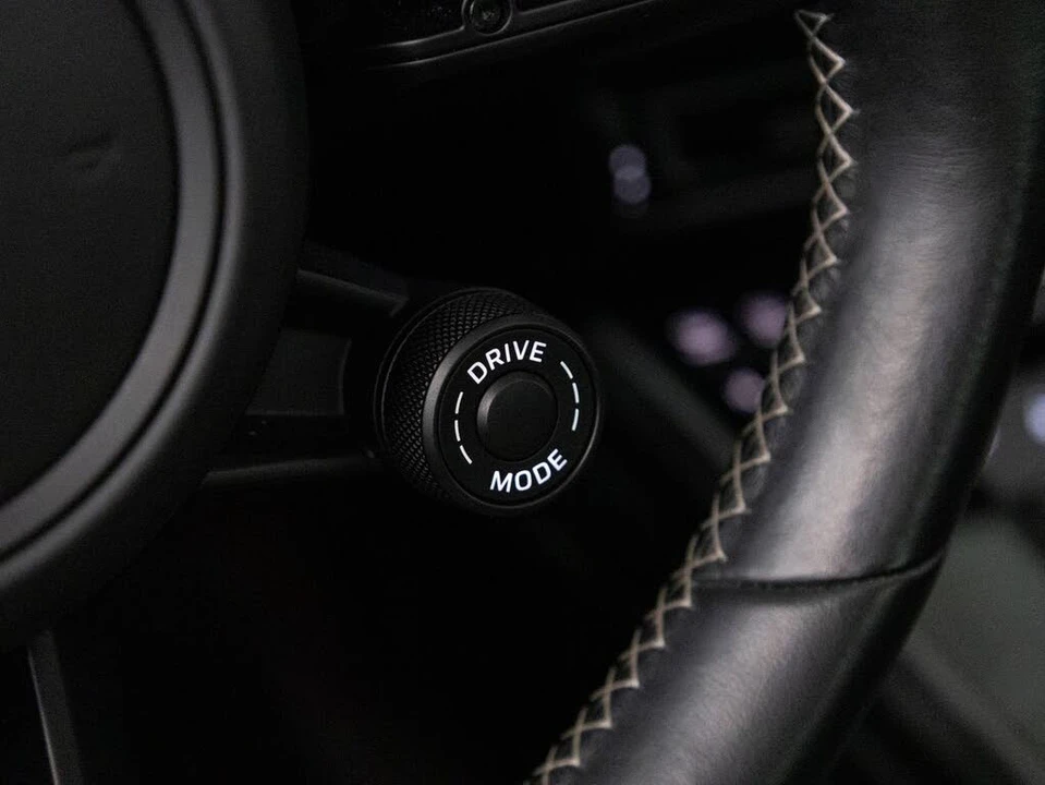 2023 Porsche 992 Carrera 4S - Image 22 of 31