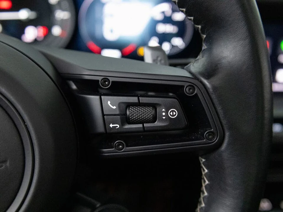 2023 Porsche 992 Carrera 4S - Image 23 of 31