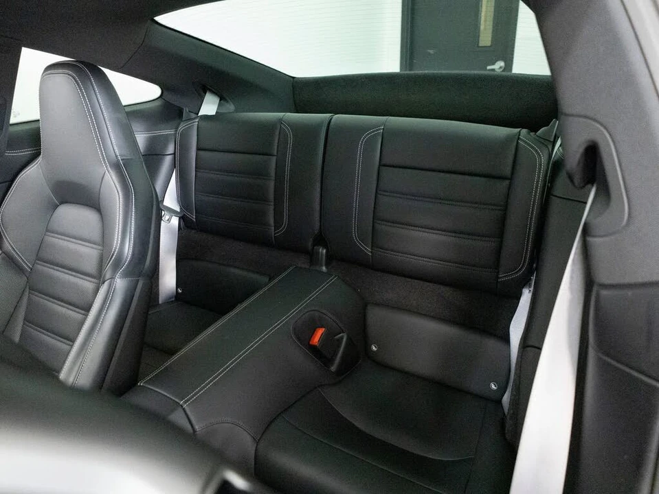 2023 Porsche 992 Carrera 4S - Image 29 of 31