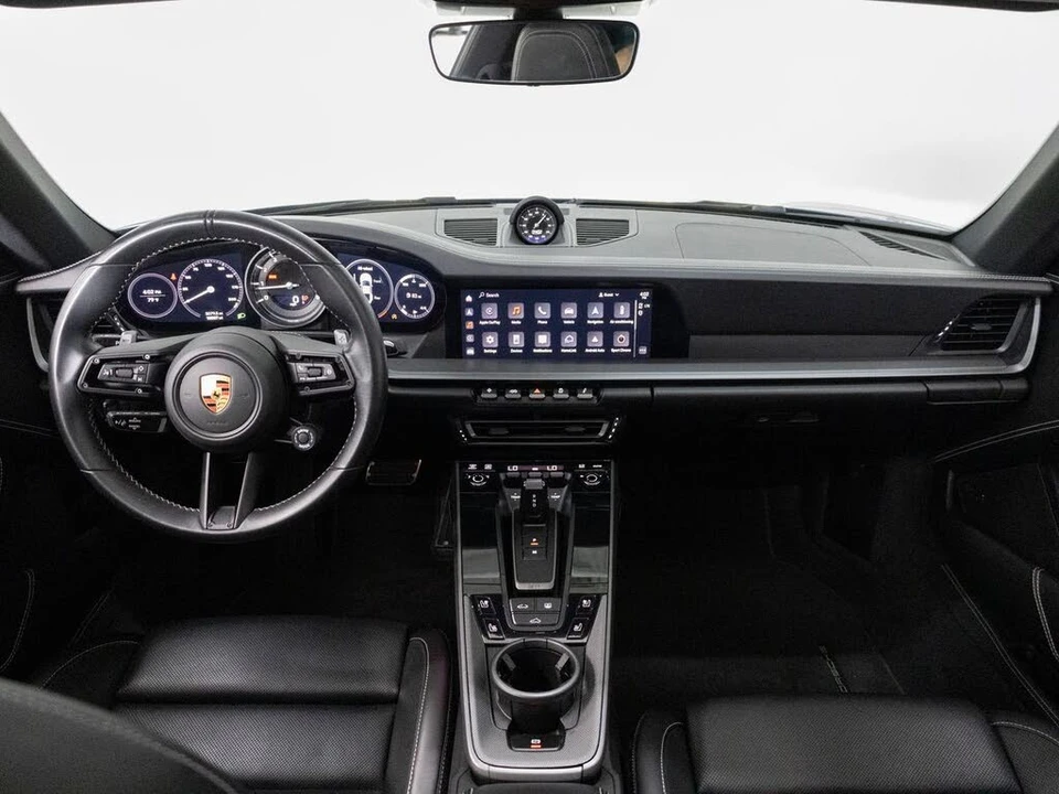 2023 Porsche 992 Carrera 4S - Image 15 of 31