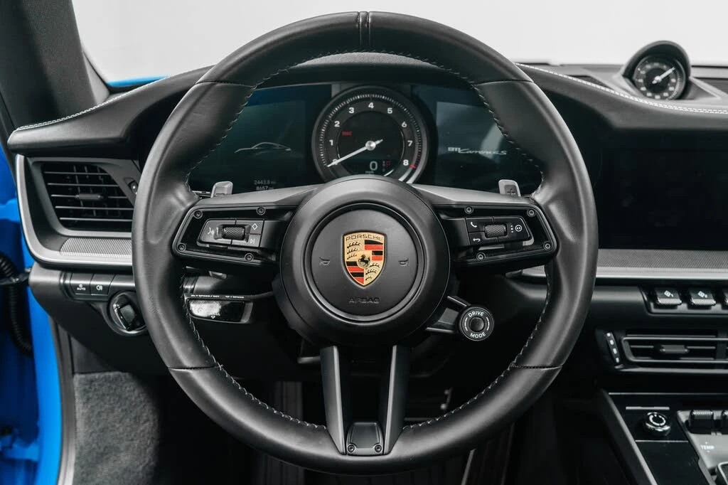 2023 Porsche 992 Carrera 4S - Image 15 of 31
