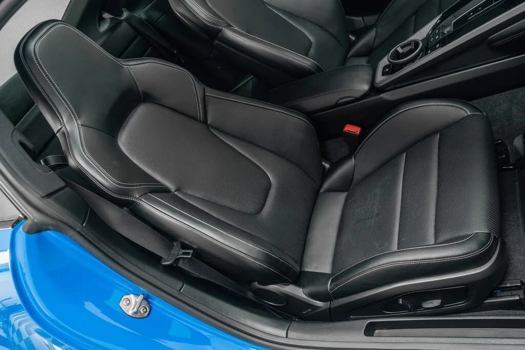 2023 Porsche 992 Carrera 4S - Image 25 of 31
