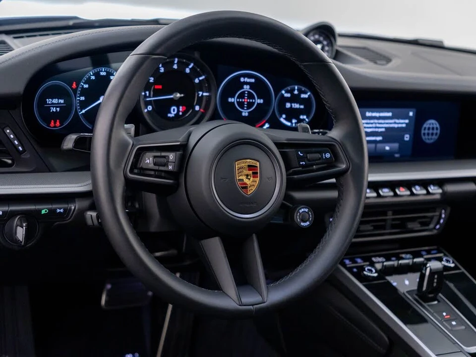 2023 Porsche 992 Carrera 4S - Image 13 of 31