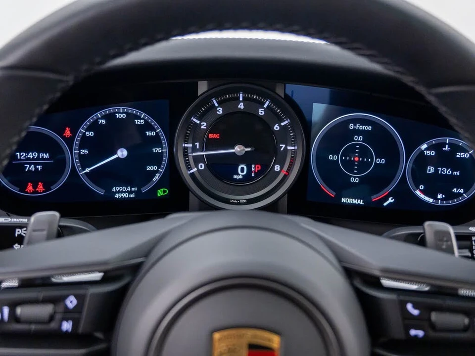 2023 Porsche 992 Carrera 4S - Image 21 of 31