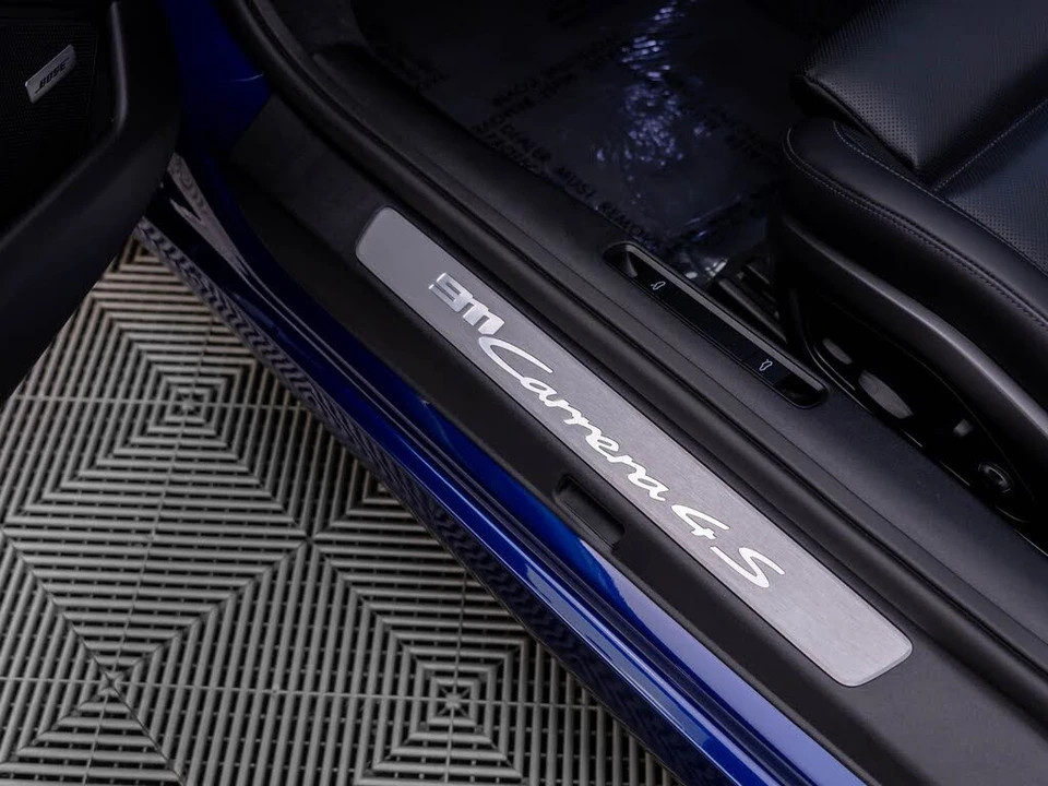 2023 Porsche 992 Carrera 4S - Image 16 of 31