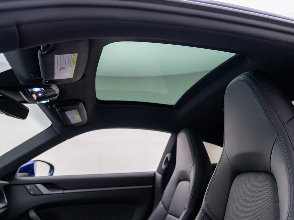 2023 Porsche 992 Carrera 4S - Image 18 of 31