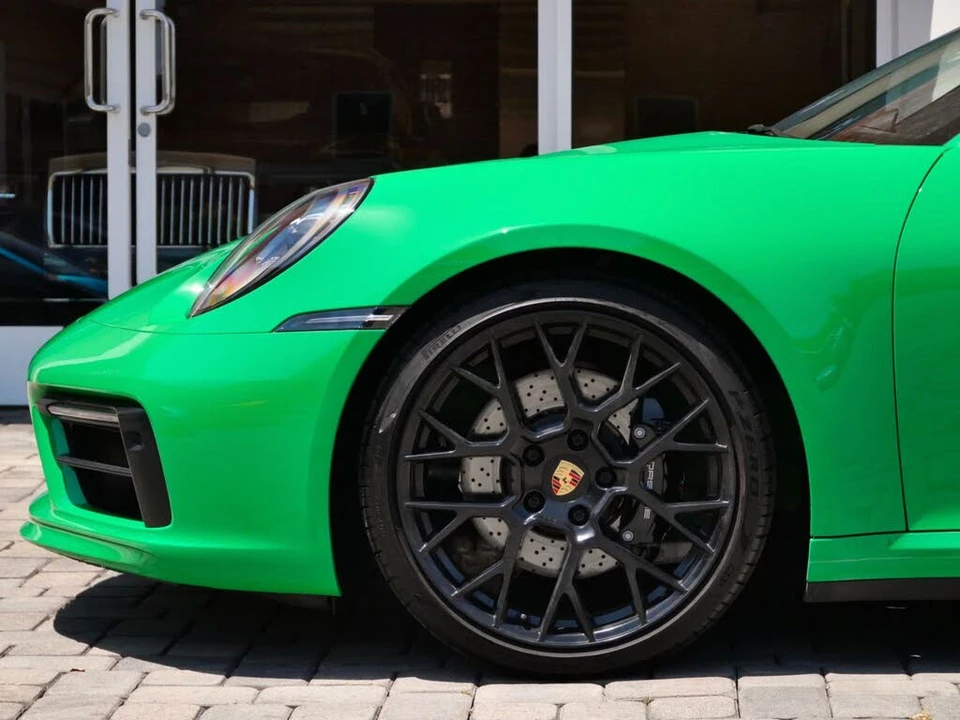 2023 Porsche 992 Carrera 4S - Image 7 of 22