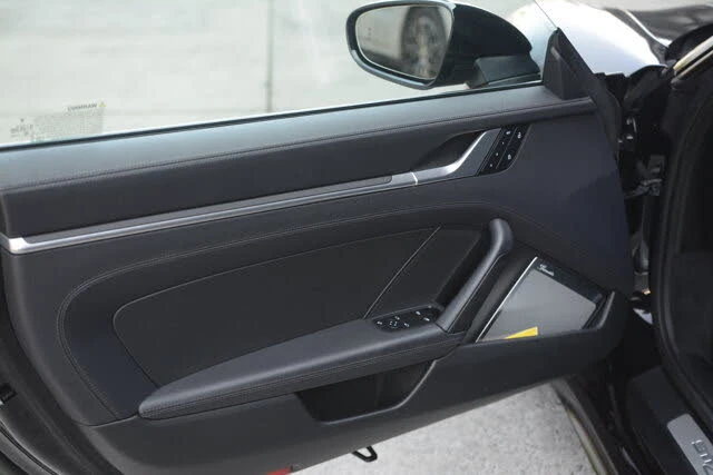 2023 Porsche 992 Carrera 4S - Image 13 of 31