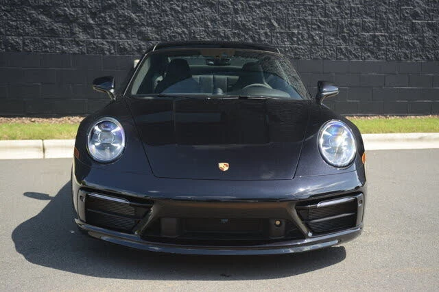 2023 Porsche 992 Carrera 4S - Image 10 of 31