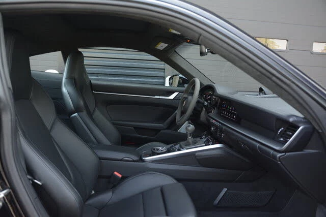 2023 Porsche 992 Carrera 4S - Image 29 of 31