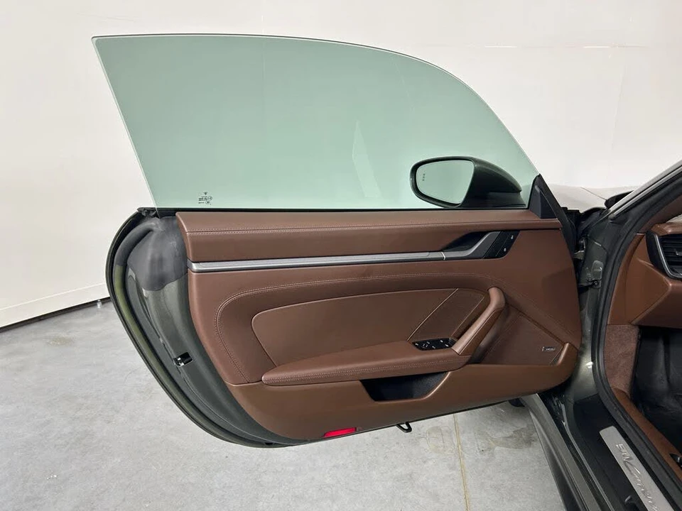 2023 Porsche 992 Carrera 4S - Image 14 of 31