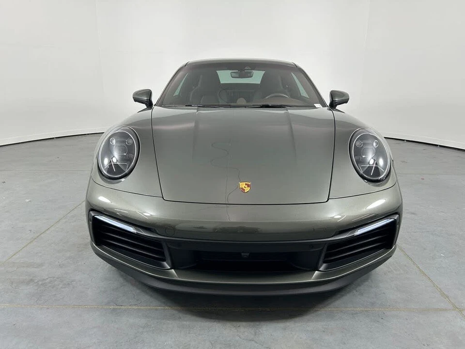 2023 Porsche 992 Carrera 4S - Image 10 of 31