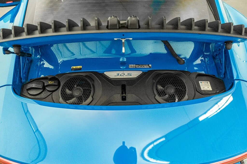 2023 Porsche 992 Carrera 4S - Image 12 of 31