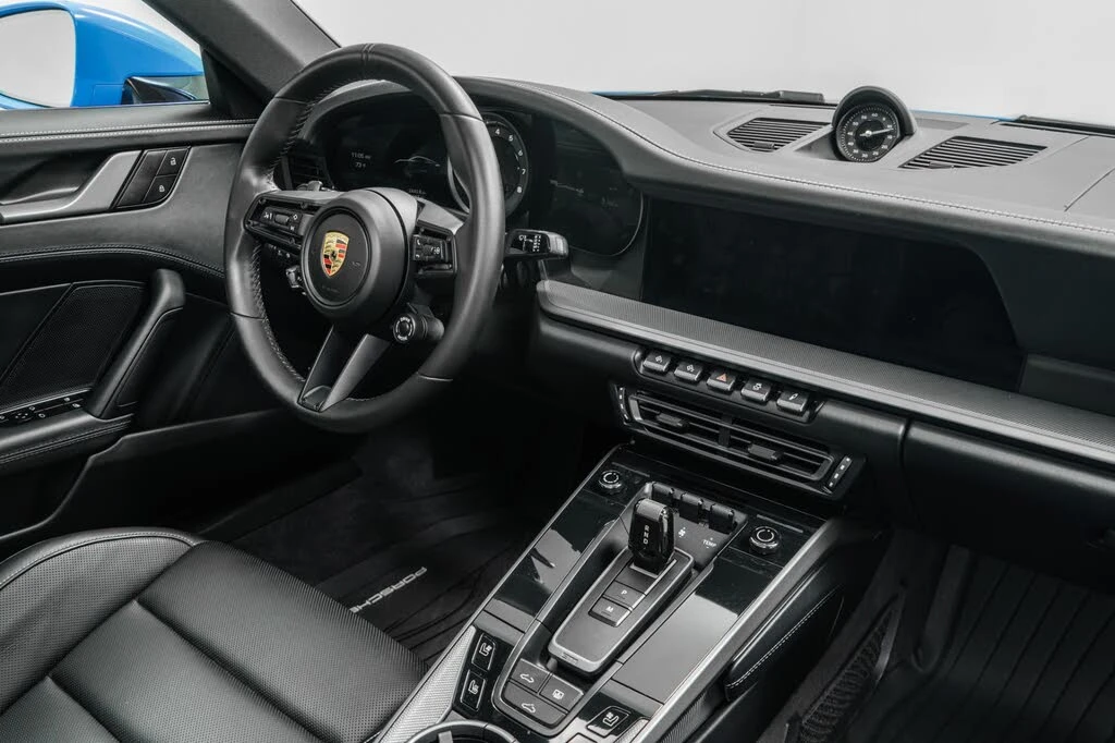 2023 Porsche 992 Carrera 4S - Image 27 of 31
