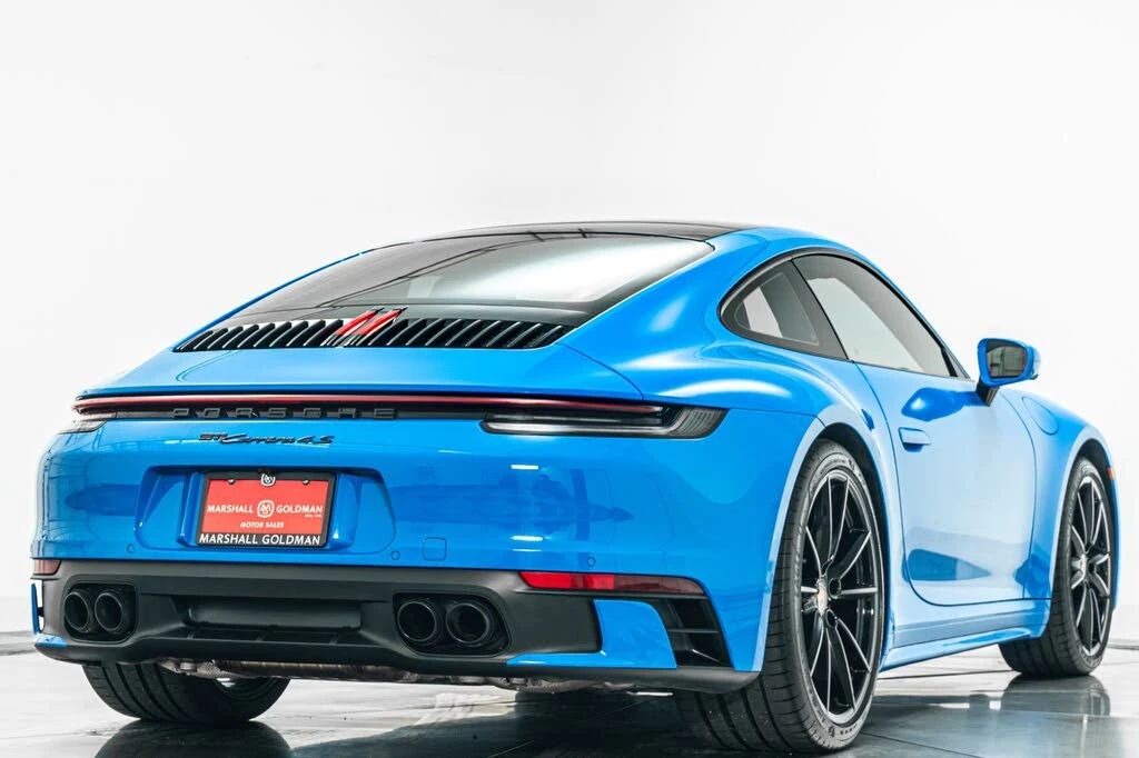 2023 Porsche 992 Carrera 4S - Image 9 of 31