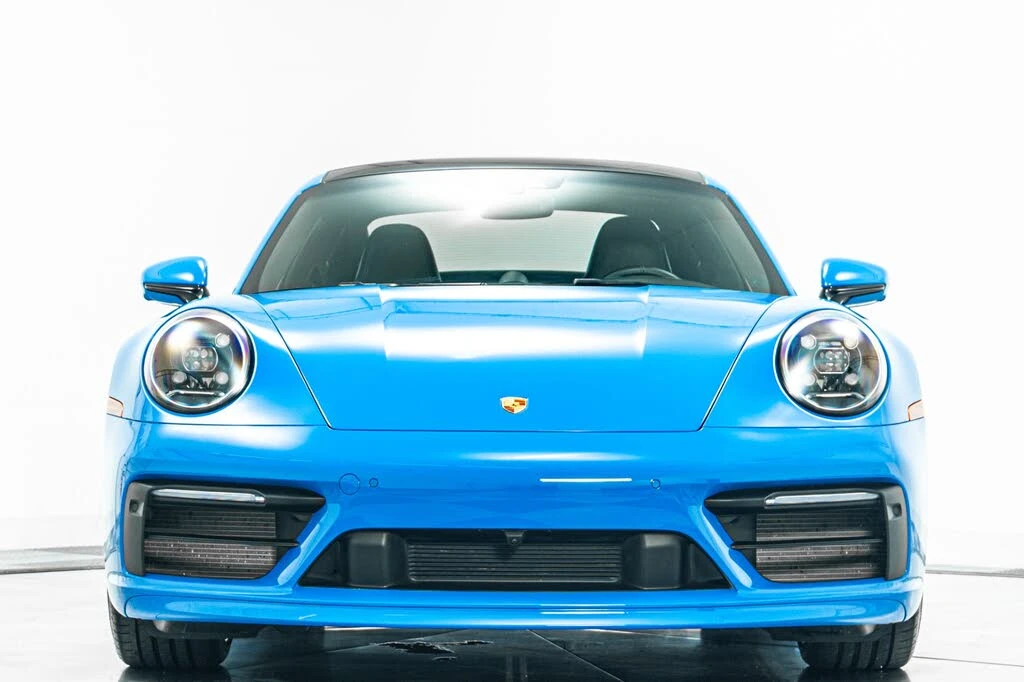 2023 Porsche 992 Carrera 4S - Image 4 of 31