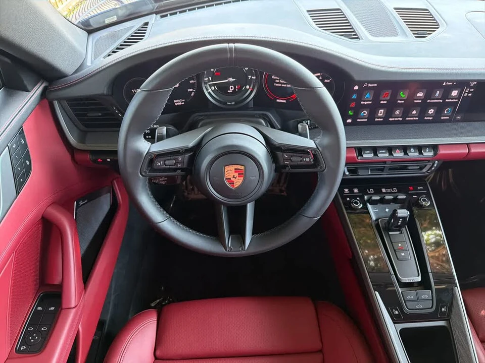 2023 Porsche 992 Carrera 4S - Image 14 of 31
