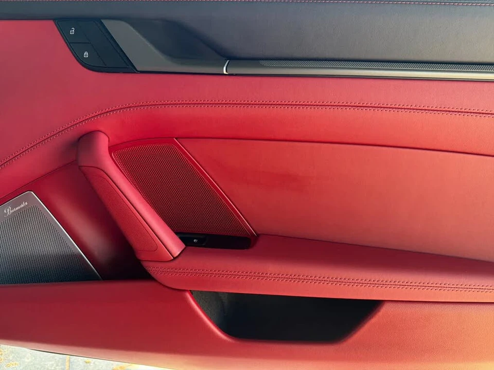 2023 Porsche 992 Carrera 4S - Image 17 of 31