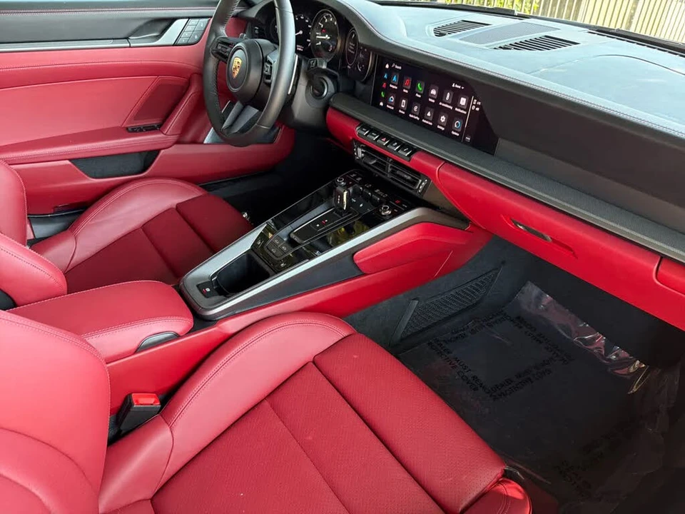 2023 Porsche 992 Carrera 4S - Image 15 of 31