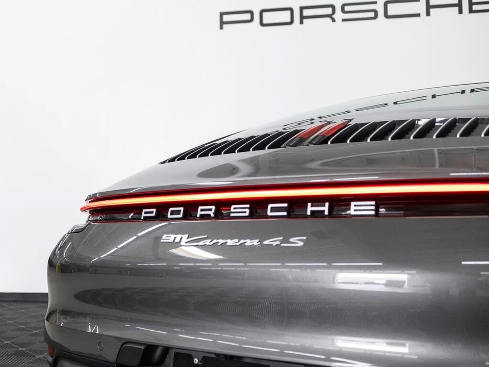 2023 Porsche 992 Carrera 4S - Image 13 of 31