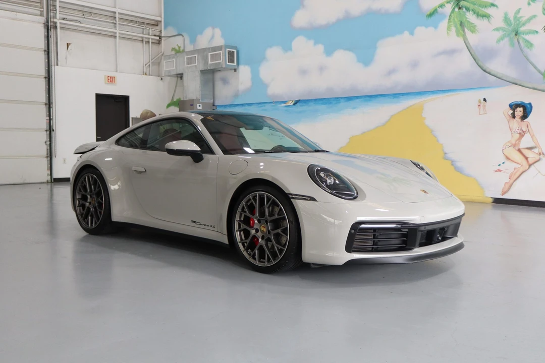2023 Porsche 992 Carrera 4S - Image 15 of 31