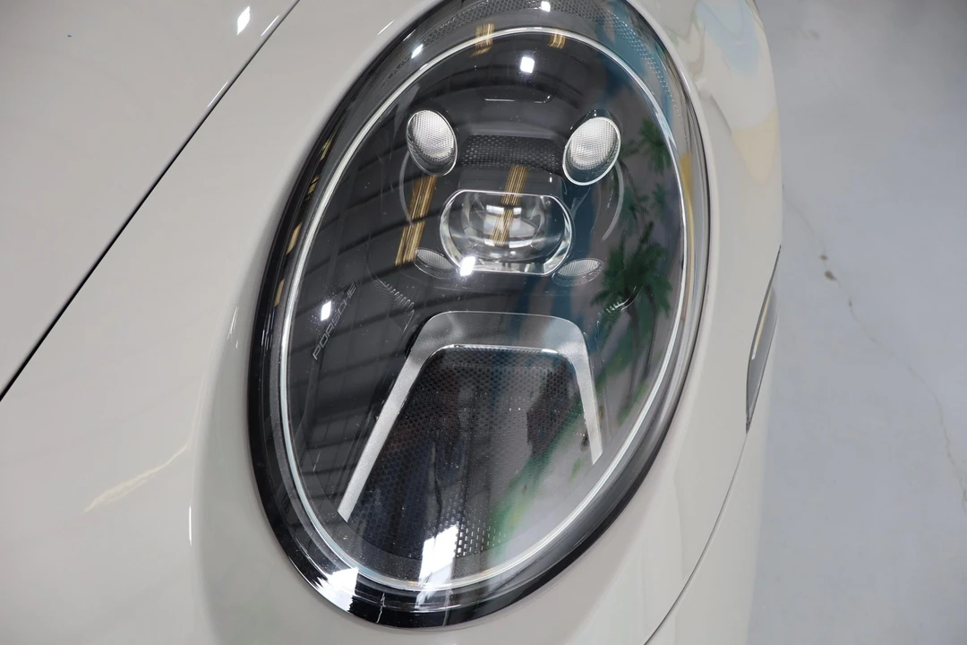 2023 Porsche 992 Carrera 4S - Image 25 of 31