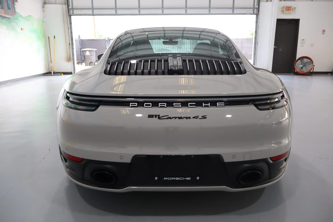 2023 Porsche 992 Carrera 4S - Image 9 of 31
