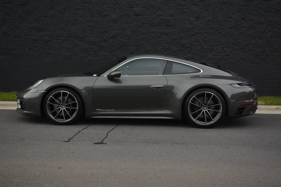 2023 Porsche 992 Carrera 4S - Image 16 of 31