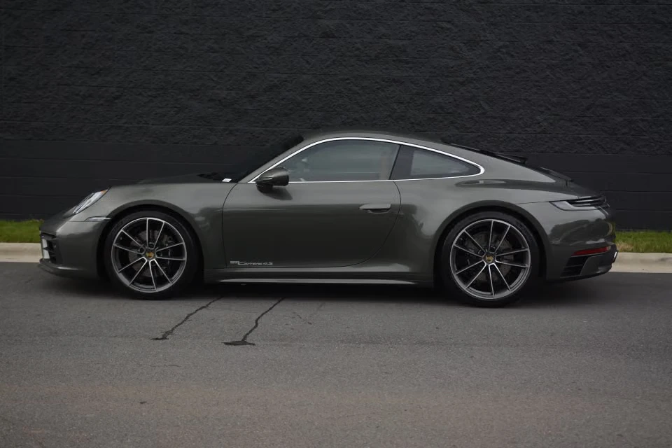 2023 Porsche 992 Carrera 4S - Image 11 of 31