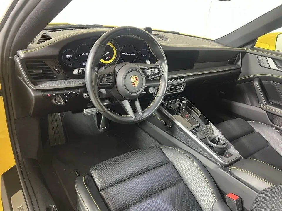 2023 Porsche 992 Carrera 4S - Image 6 of 12