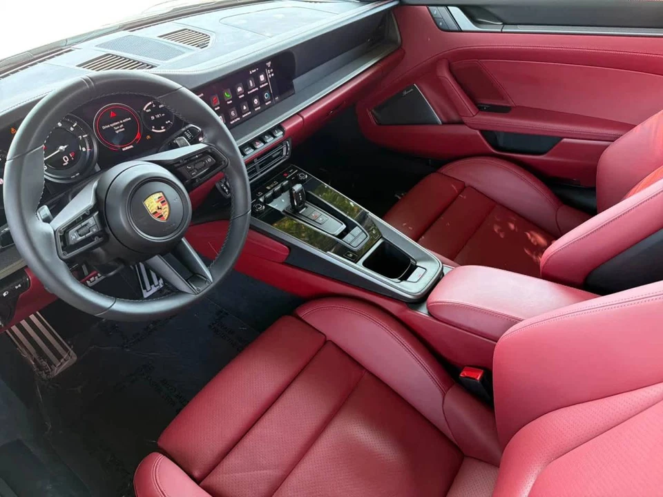 2023 Porsche 992 Carrera 4S - Image 4 of 5