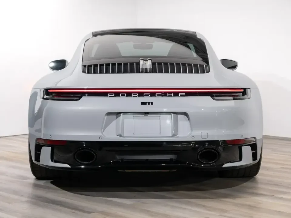 2023 Porsche 992 Carrera 4S - Image 10 of 20