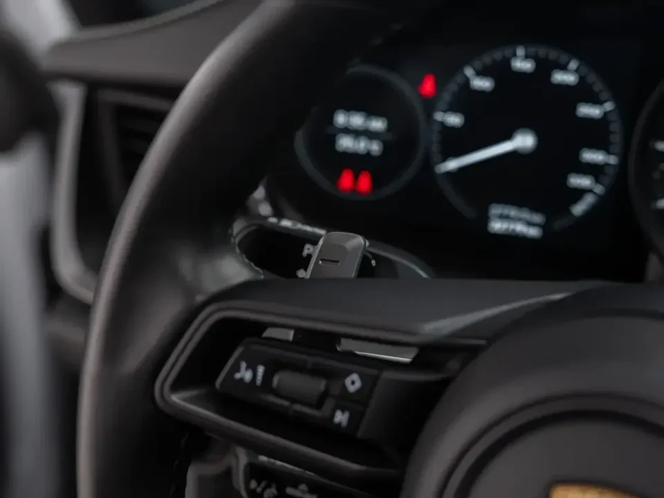 2023 Porsche 992 Carrera 4S - Image 18 of 20