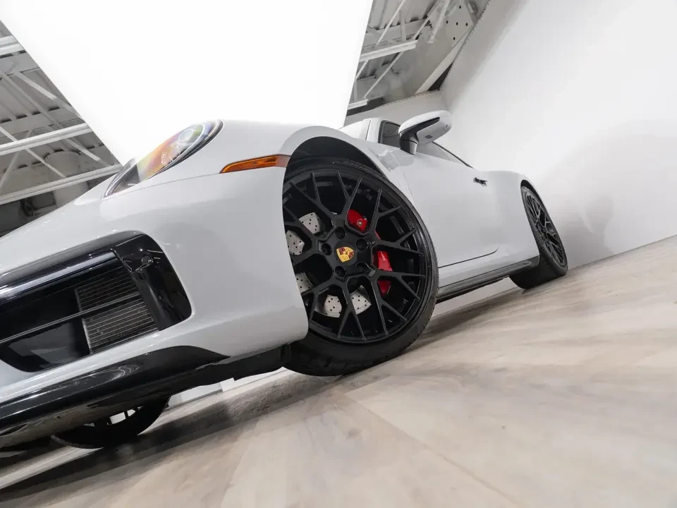 2023 Porsche 992 Carrera 4S - Image 7 of 16
