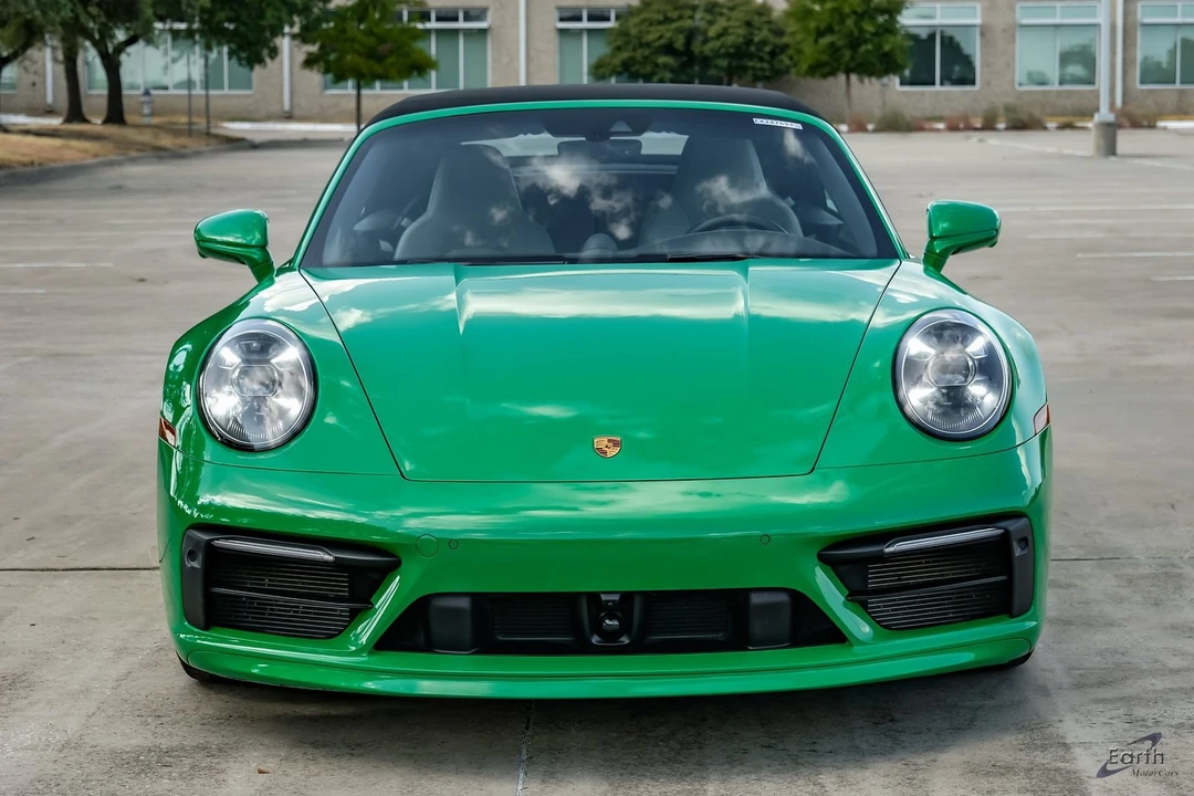 2023 Porsche 992 Carrera 4S - Image 27 of 31
