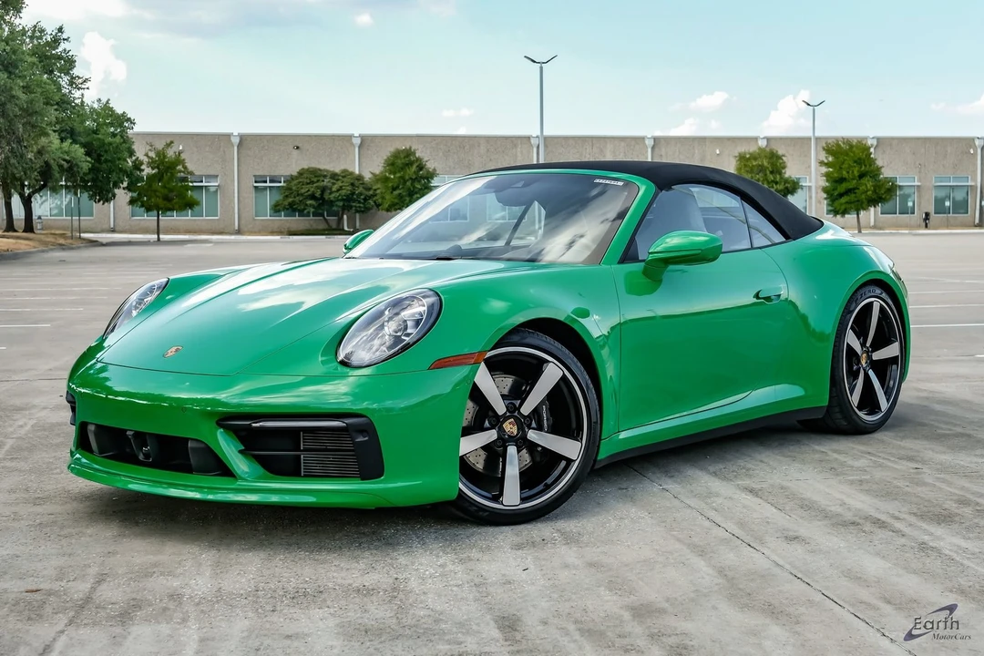 2023 Porsche 992 Carrera 4S - Image 5 of 31