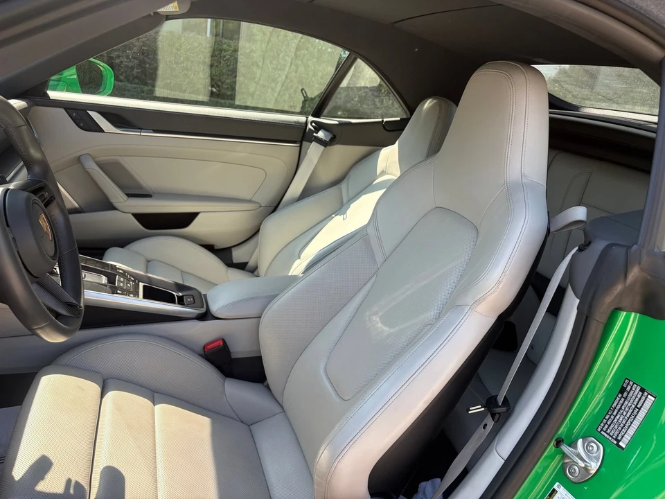 2023 Porsche 992 Carrera 4S - Image 8 of 8
