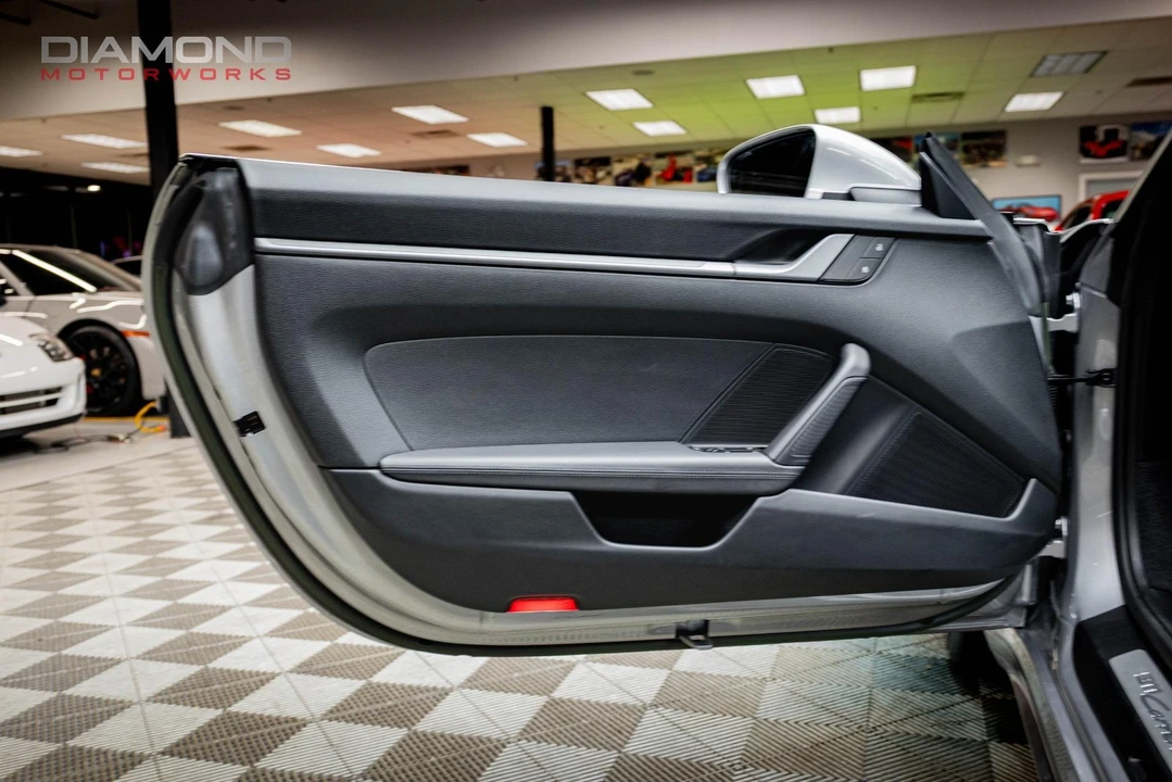 2023 Porsche 992 Carrera 4S - Image 11 of 12