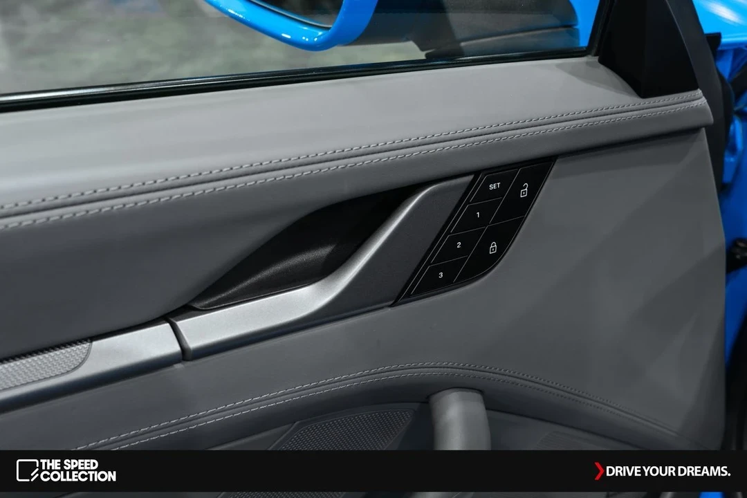 2023 Porsche 992 Carrera 4S - Image 10 of 21